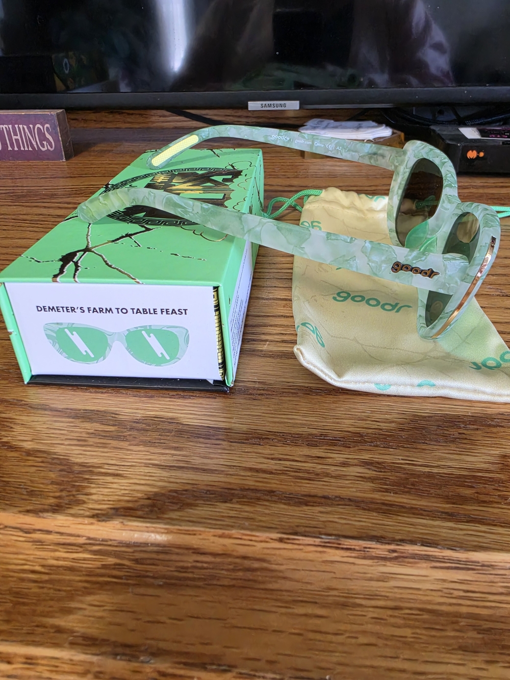 Goodr Women's Green Marble Sunglasses — Trendy Round Frames